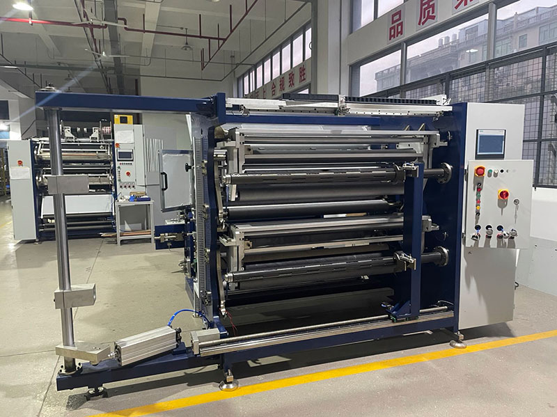 分切機(jī)是如何實(shí)現(xiàn)高效生產(chǎn)和精準(zhǔn)切割的？